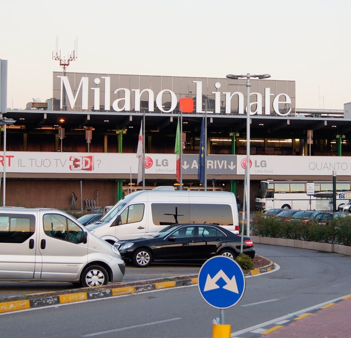Taxi from Milan Malpensa to Linate Airport