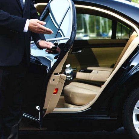 Milan taxi transfer private service