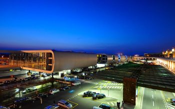 Milan Malpensa Airport to city center Transfer Service Taxi from Malpensa airport to city center of Milan