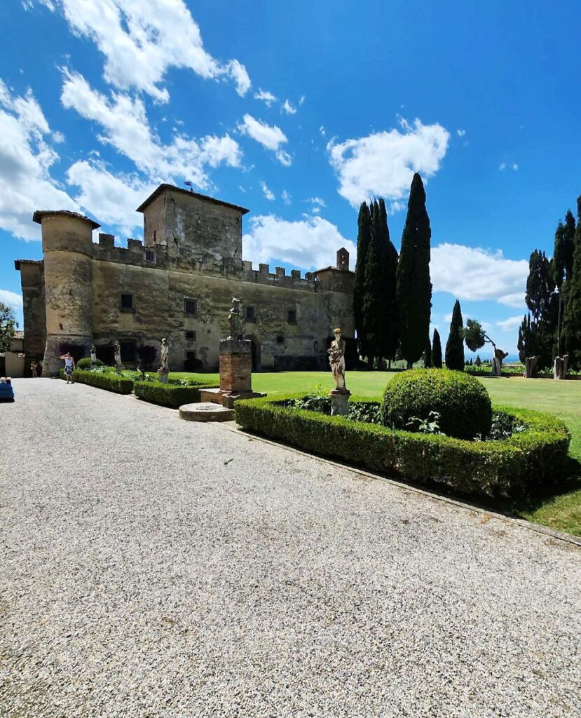 How to Book a Taxi from Milan to Florence