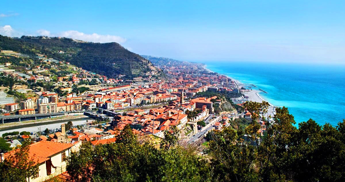 Road from Monaco - town of Ventimiglia