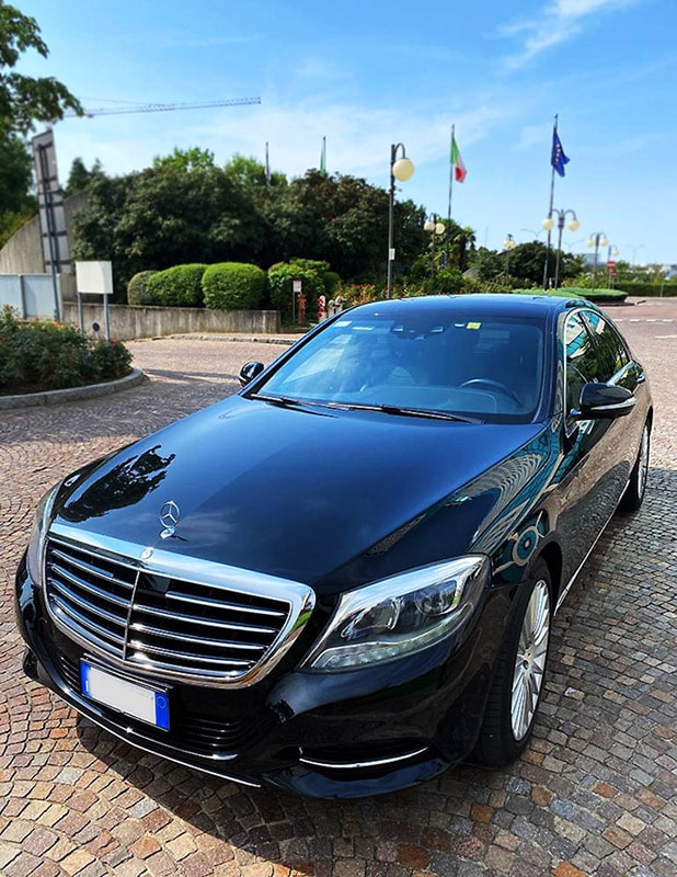 Milan Malpensa taxi service Mercedes S-class Milan Malpensa taxi service Mercedes S-class