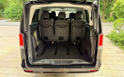 Minivan V class - Passengers x7 Luggage x8