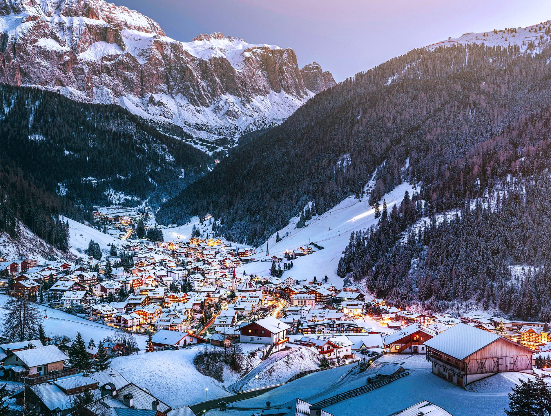 Taxi from to Selva di Val Gardena Taxi from to Selva di Val Gardena