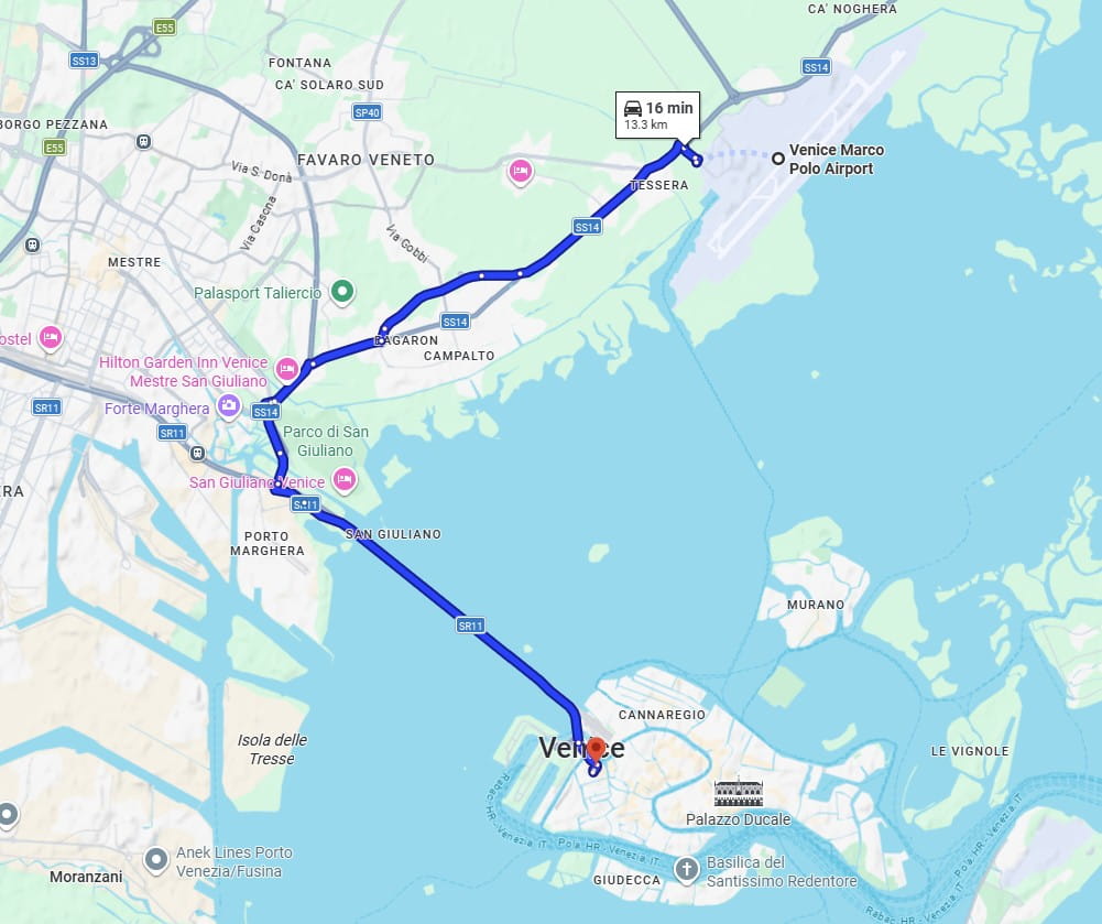 Venice Airport to the city road