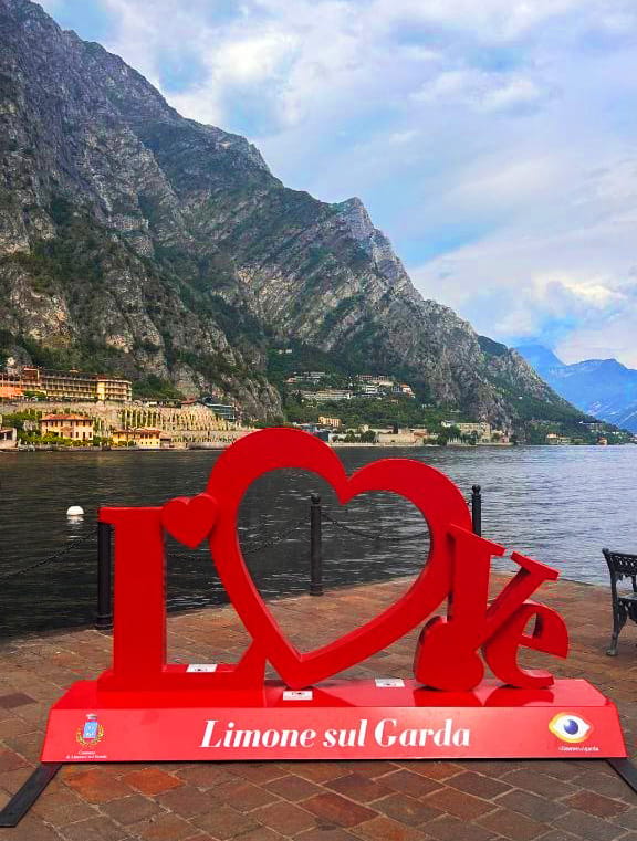 Taxi from Milan to Limone sul Garda