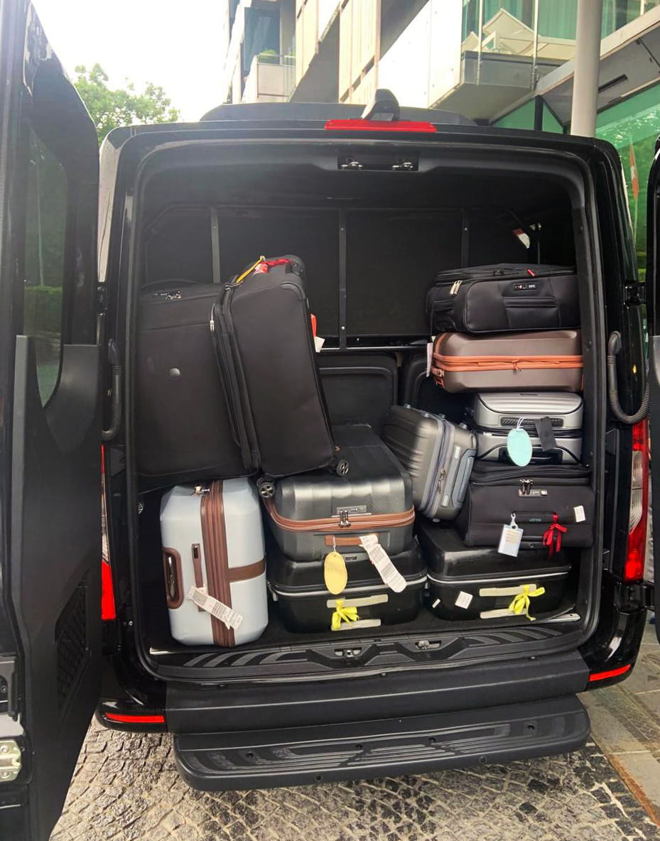 Mercedes Sprinter capacity 10-15 suitcases Mercedes Sprinter capacity 10-15 suitcases