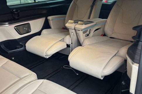 VIP private transfer Mercedes V Class